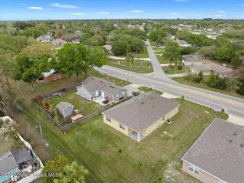 1072 Roseland Road Sebastian FL 32958