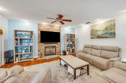 3910 Wateroak Way Titusville FL 32796