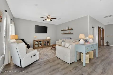 1046 N Tropical Trail Merritt Island FL 32953
