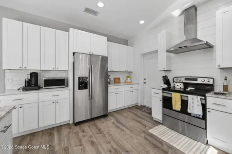 1046 N Tropical Trail Merritt Island FL 32953