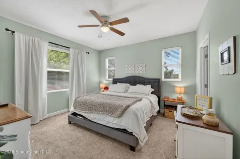 1046 N Tropical Trail Merritt Island FL 32953
