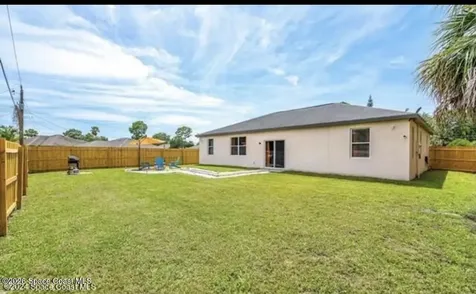 463 Eldron Boulevard NE Palm Bay FL 32907