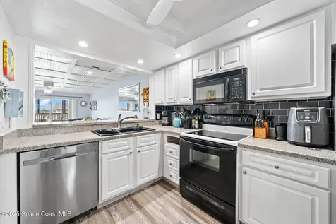 560 S Brevard Avenue Cocoa Beach FL 32931
