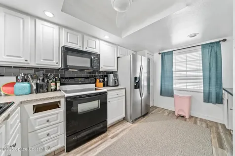 560 S Brevard Avenue Cocoa Beach FL 32931