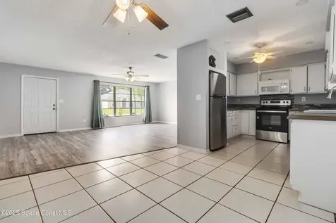 627 Binney Street NE Palm Bay FL 32907