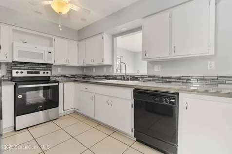 627 Binney Street NE Palm Bay FL 32907