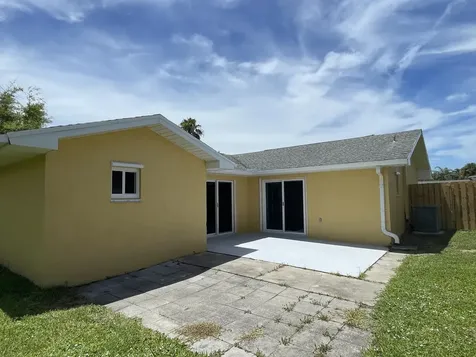 127 1st Avenue Indialantic FL 32903