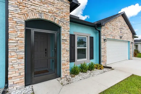 189 Tudor Road SW Palm Bay FL 32908
