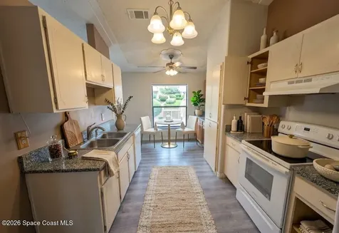 1710 Mahogany Court NW Palm Bay FL 32907