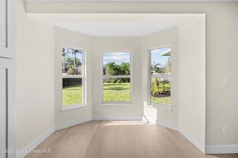 5868 NW Hann Drive Port St. Lucie FL 34986