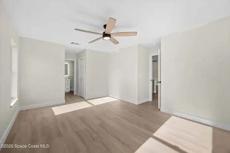 5868 NW Hann Drive Port St. Lucie FL 34986