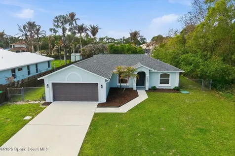 5868 NW Hann Drive Port St. Lucie FL 34986