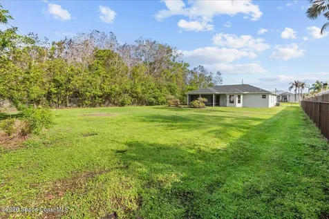 5868 NW Hann Drive Port St. Lucie FL 34986