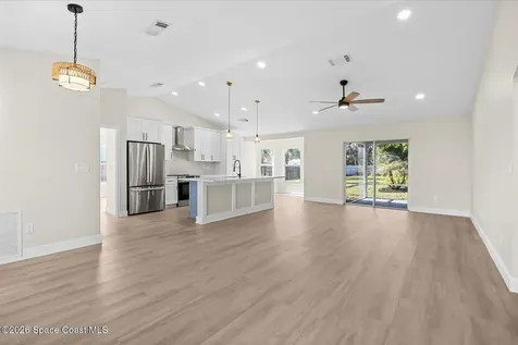 5868 NW Hann Drive Port St. Lucie FL 34986