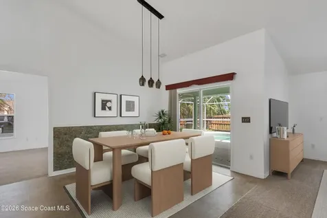 9084 102nd Avenue Vero Beach FL 32967