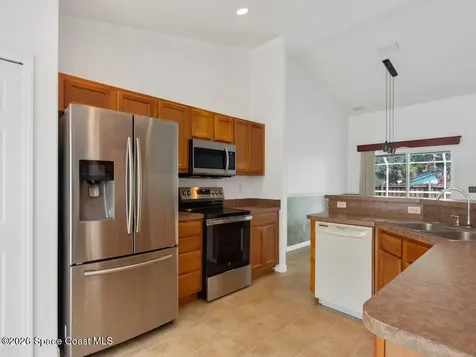 9084 102nd Avenue Vero Beach FL 32967