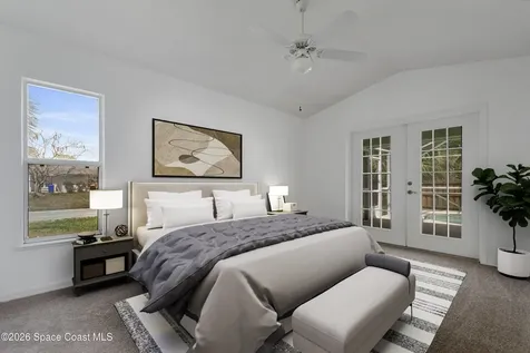 9084 102nd Avenue Vero Beach FL 32967