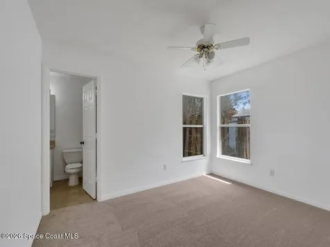 9084 102nd Avenue Vero Beach FL 32967
