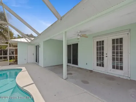 9084 102nd Avenue Vero Beach FL 32967