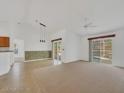 9084 102nd Avenue Vero Beach FL 32967