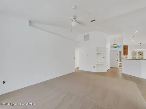 9084 102nd Avenue Vero Beach FL 32967