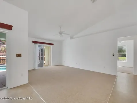 9084 102nd Avenue Vero Beach FL 32967