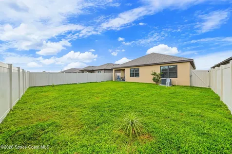 1814 Farmhouse Road SE Palm Bay FL 32909