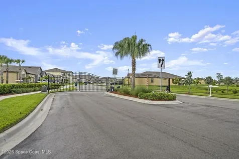 1814 Farmhouse Road SE Palm Bay FL 32909