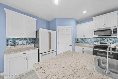 1814 Farmhouse Road SE Palm Bay FL 32909