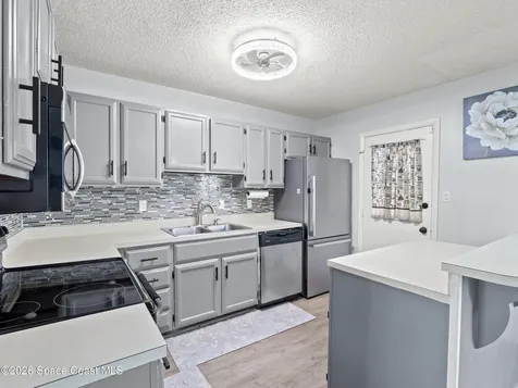 1413 Manor Drive NE Palm Bay FL 32905