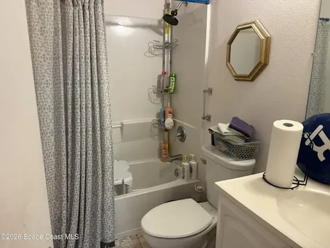 1490 Malibu Circle NE Palm Bay FL 32905