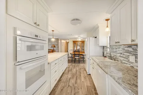 811 Silverthorn Court Barefoot Bay FL 32976