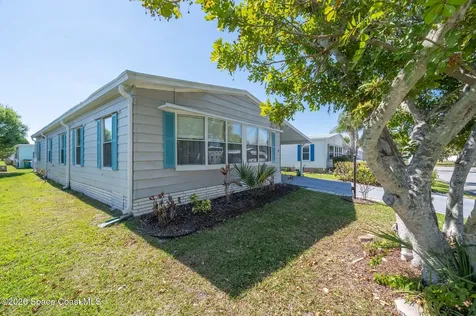 811 Silverthorn Court Barefoot Bay FL 32976
