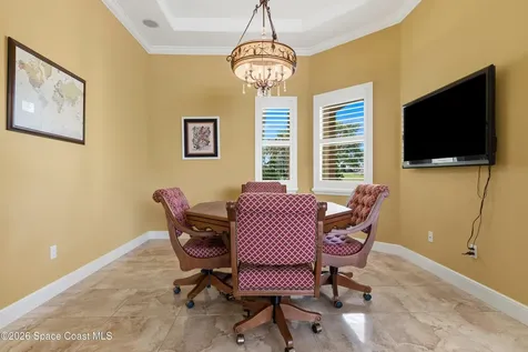 1360 S Village Square Vero Beach FL 32966