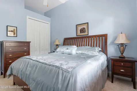 1360 S Village Square Vero Beach FL 32966