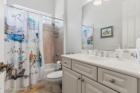 1360 S Village Square Vero Beach FL 32966