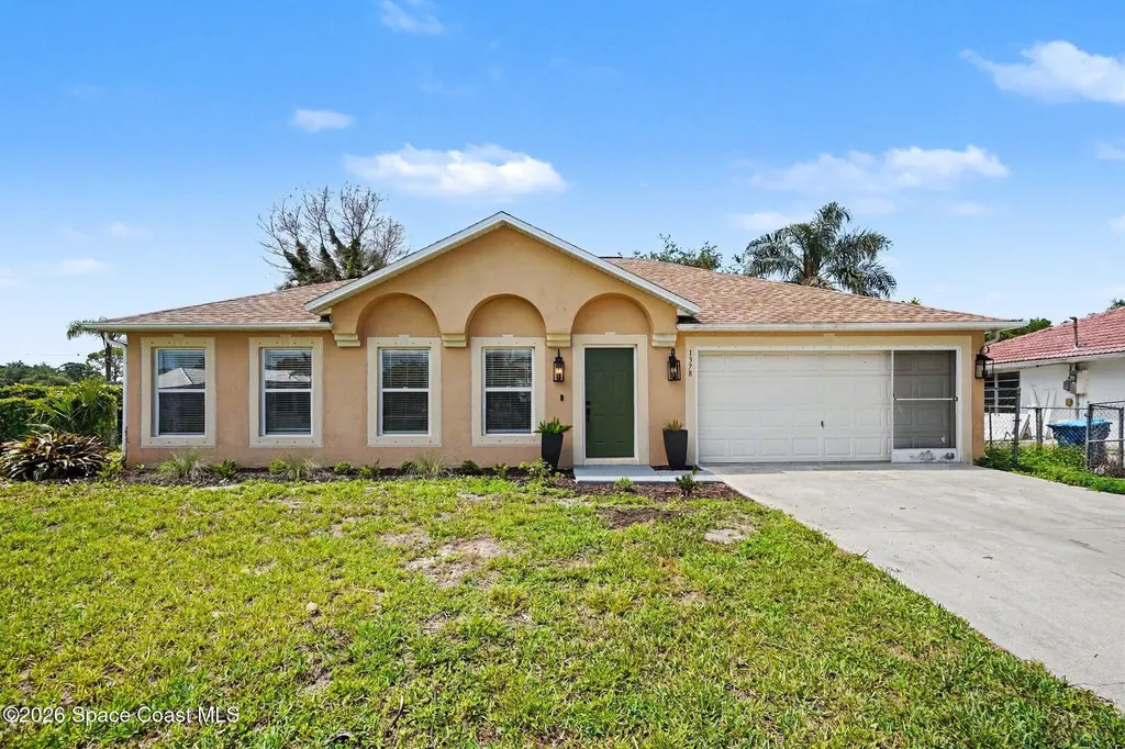 1378 Havre Street NW Palm Bay FL 32907