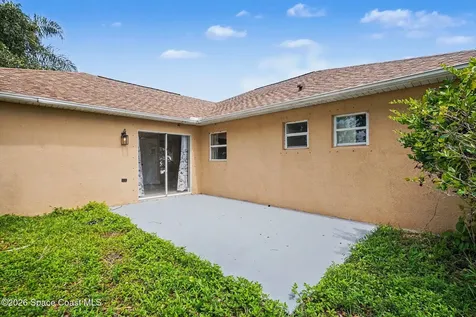 1378 Havre Street NW Palm Bay FL 32907