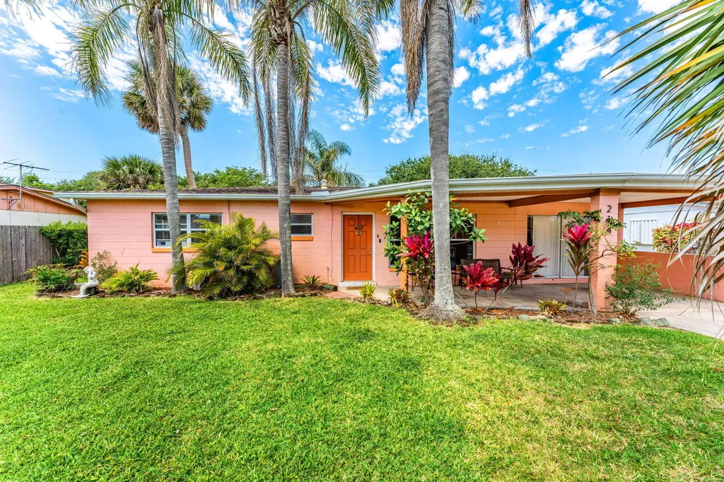 214 S Orlando Avenue Cocoa Beach FL 32931