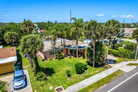 214 S Orlando Avenue Cocoa Beach FL 32931
