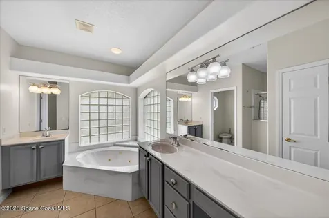 914 Sierra Place NE Palm Bay FL 32907