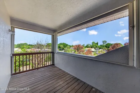 914 Sierra Place NE Palm Bay FL 32907
