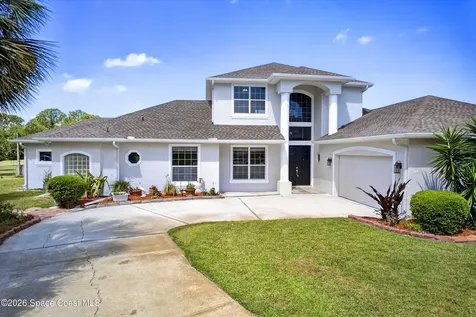 914 Sierra Place NE Palm Bay FL 32907