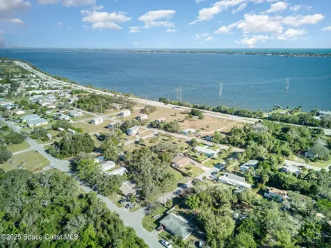 1852 Wabun Street NE Palm Bay FL 32905