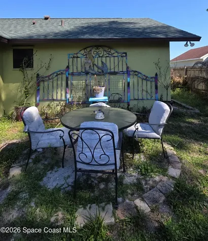 972 Elmsford Street NW Palm Bay FL 32907