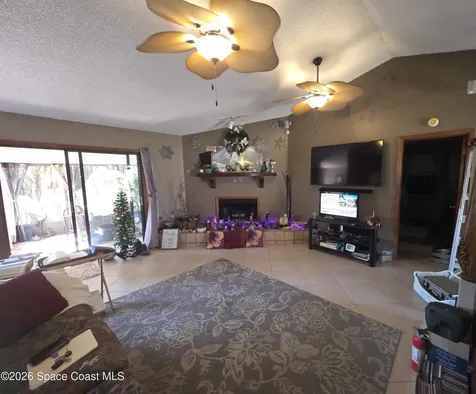 972 Elmsford Street NW Palm Bay FL 32907
