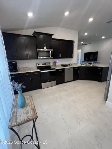 1843 Middlebury Drive SE Palm Bay FL 32909