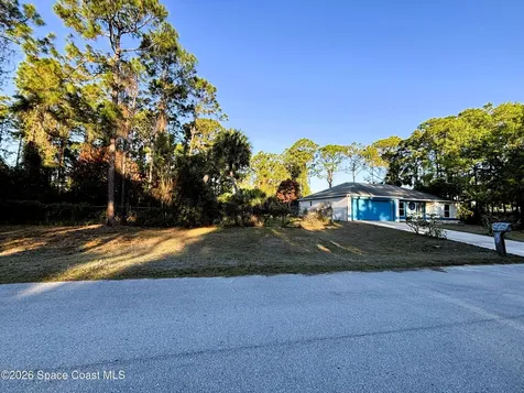 277 Saybrook Road SW Palm Bay FL 32908