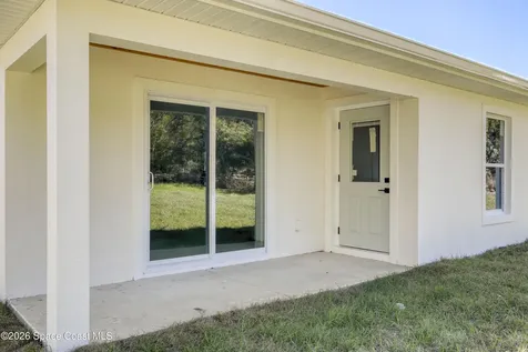 5816 Hammock Street Mims FL 32754