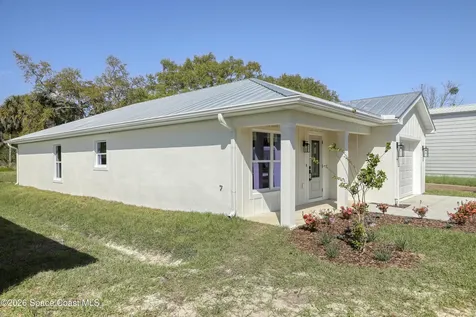 5816 Hammock Street Mims FL 32754